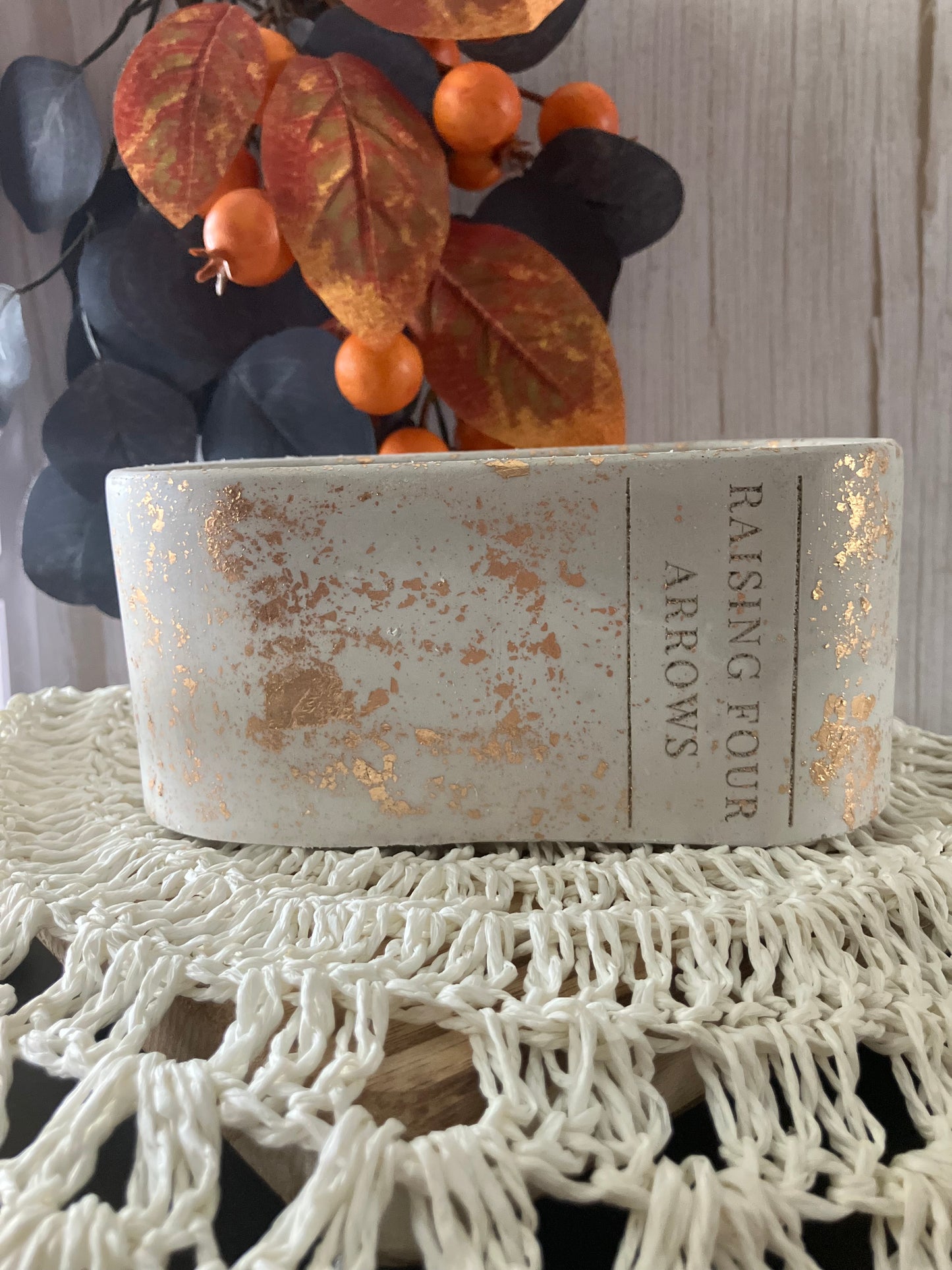 10oz Concrete Honey Pear and Spice